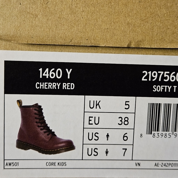 DR.MARTENS 1460 CHERRY RED BOOT - Picture 6 of 7